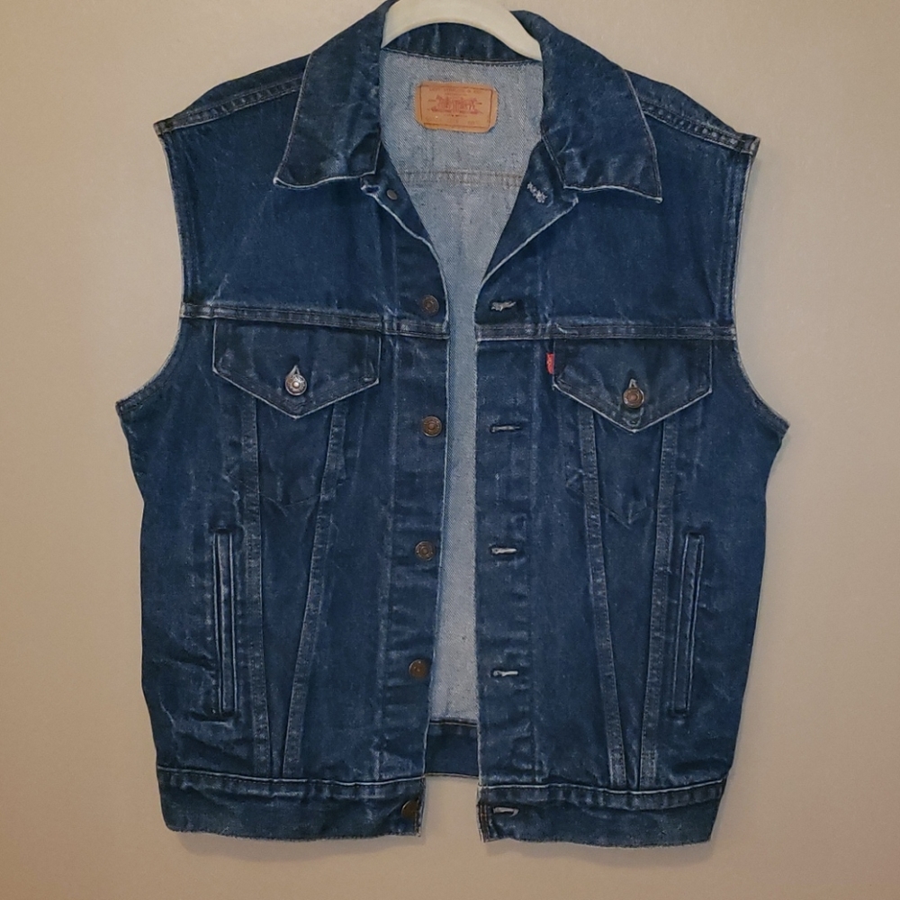 Vintage Levis Denim Vest Mens Medium Type 3 Made in USA Jean Jacket 60514 0216